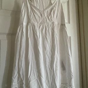 Super cute white cotton blouse